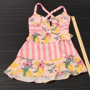 Boutique pink striped floral leaves tropical mini